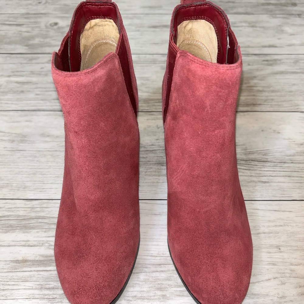 Michael Michael Kors Suede Ankle Boots - maroon Size 7.5 NWOT - Picture 2 of 4